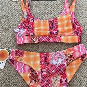 Kulani kini!! Doesn’t fit but brand new and very good quality!